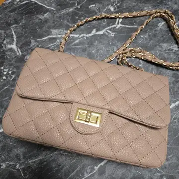 퀼팅 체인 백 베이지 럭셔리