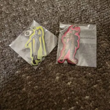 울트라맨 아크릴 참 4개