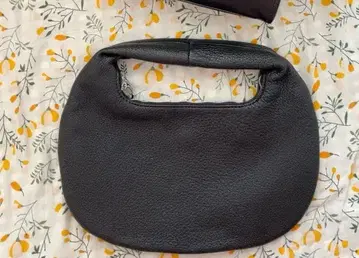 Aeta 원 숄더백 SS 블랙