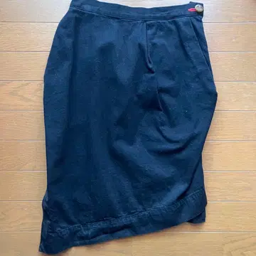 비비안 어시멘틀리 타이트 스커트