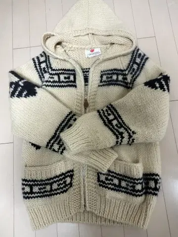 캐내디아나 카우친 스웨터