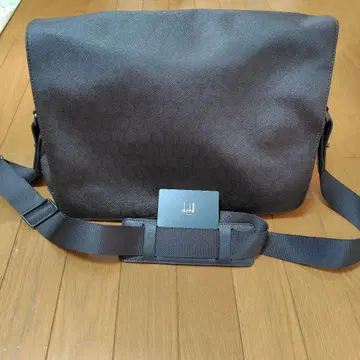 dunhill 다크 브라운 메신저 백