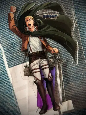 [ 새상품 미개봉 ] 진격의 거인 엘빈/아크릴 스탠드