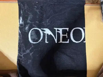 ONE OK ROCK 후드 부착 판초 타월