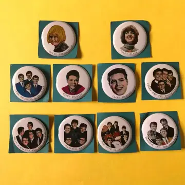 쇼와 레트로 배지 영국 락밴드 10개 배지 세트 초레어템 레트로