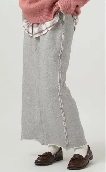 BAYFLOW 프론트 슬릿 맨투맨 스커트 6,990엔