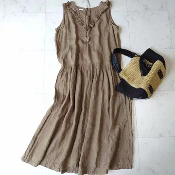 이치 이치 린넨 프릴 맥시 플레어 V넥 슬리브리스 원피스