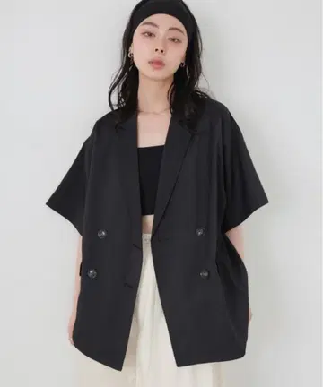 미사용 새상품 [ LIAN ] 하프 슬리브 테일러 자켓