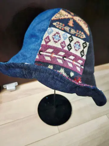 레어 CA4LA 데님 x 네이티브 패치워크 튤립햇 빈티지 스타일