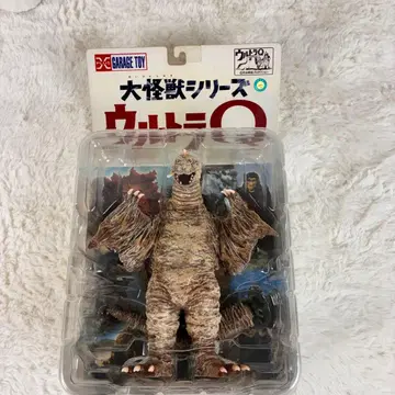 절판 대괴수 시리즈 울트라맨 편 페기라 컬러판 소프트 비닐 엑스플러스