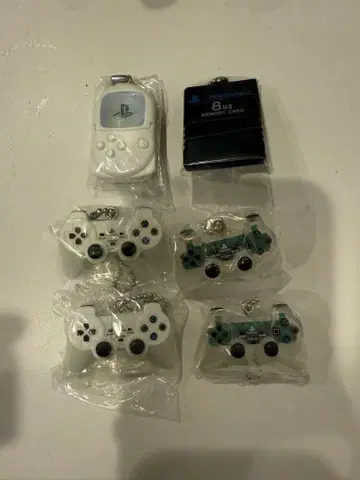 [ 세일 ] PlayStation 컨트롤러 키링 6개 세트