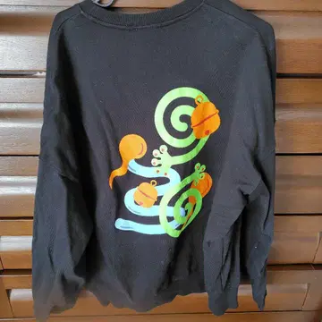 마유리카 빔즈 우나게로린 콜라보 트레이닝복