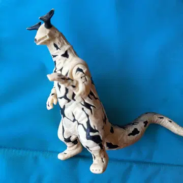 울트라맨 괴수 피규어 레드킹 16cm