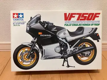 tamiya VF750F
