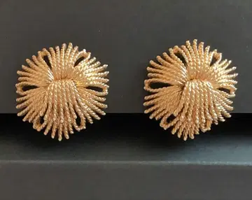 [ 새상품급 ] Monet 모네 빈티지 귀찌 골드 컬러