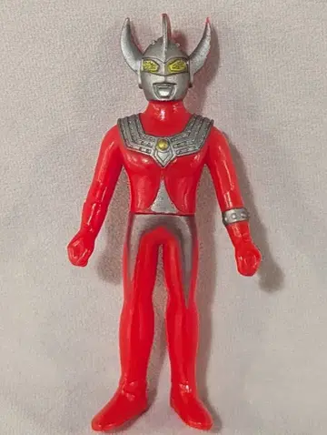 포피 킹 자우르스 울트라맨 타로 미니 사이즈