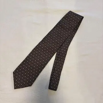 dunhill 꽃무늬 넥타이 브라운 계열