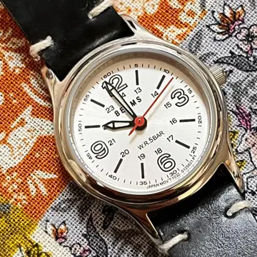 [ BEAMS ] 화이트 다이얼 가죽 벨트 [ 작동 중 ]