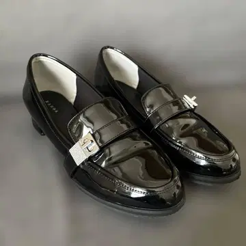 [ RANDA ] 우천 겸용 비쥬 파츠 로퍼 신발 란다