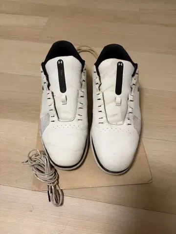 언더아머 골프화