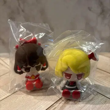 미사용 새상품 쵸코라바 짓토토토 레이무&루미아 피규어 세트입니다.