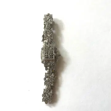 마카사이트 손목시계 앤티크 실버 KARIN