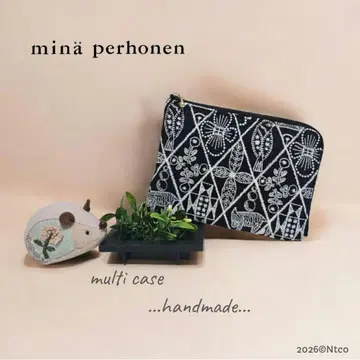 s.멀티 케이스 심포니 네이비 미나 페르호넨 핸드메이드