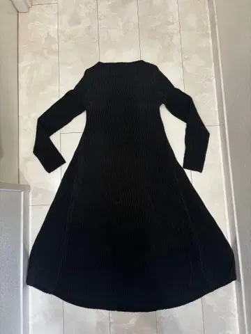SPECCHIO 스페치오 블랙 긴팔 원피스 사이즈 40