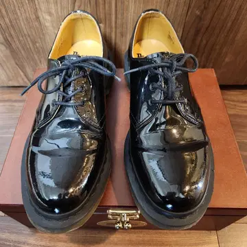 닥터마틴 x BEAMS 블랙 24cm (UK5)