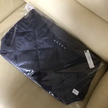 미개봉 VOLVO 퀼팅 백 토트백 볼보