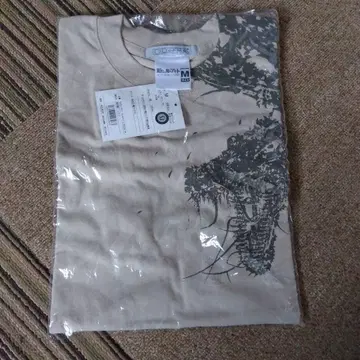 COSPA 은색 머리 아키토 T셔츠 M 사이즈