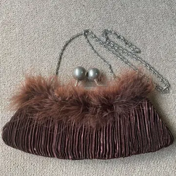 파티백 숄더백 브라운 가마구치 퍼 포함