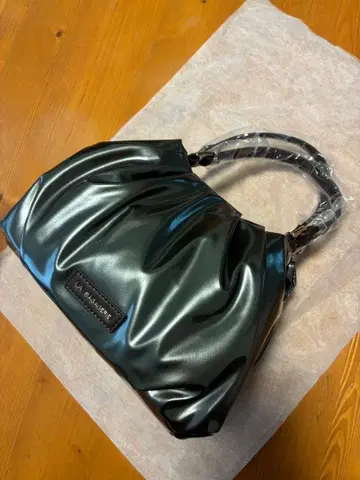 [ LA BAGAGERIE ] 소프트 에나멜 2WAY 핸드백 S 사이즈