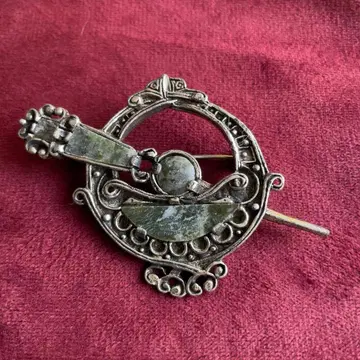 [ 28 ] UK 빈티지 브로치 코네마라 대리석 Tara 브로치