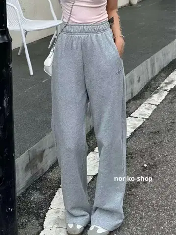 alo yoga 스트레이트 그레이 맨투맨 조거 팬츠