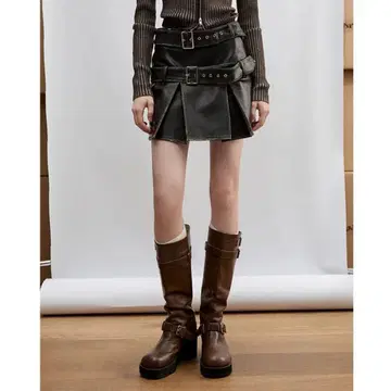 가죽풍 블랙 플리츠 스커트 벨트 포함