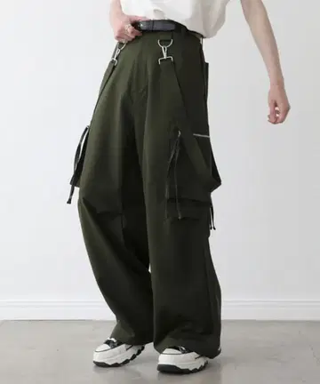 LILL 루즈 실루엣 하이웨스트 서스펜더 ZIP 포켓 카고 팬츠 S