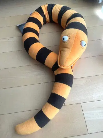 나이트메어 비포 크리스마스 뱀 봉제 인형 디즈니 스토어