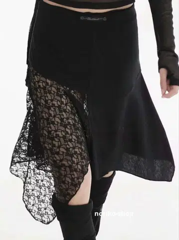 badblood 비대칭 레이스 스커트 블랙 S