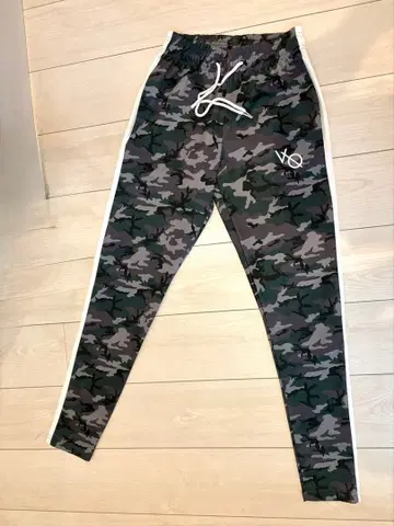 Vanquish Fitness 조거 팬츠 카모플라쥬 S