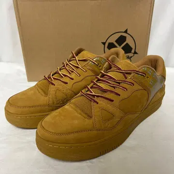 UNIVERSAL PRODUCTS x TAS MANIA 위트 27cm