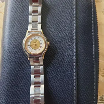 dunhill 클래식 쿼츠 손목시계 실버 골드