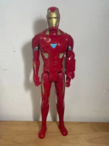 아이언맨 타이탄 히어로 시리즈 토이저러스 한정판