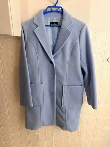 EAST BOY 라이트 블루 코트