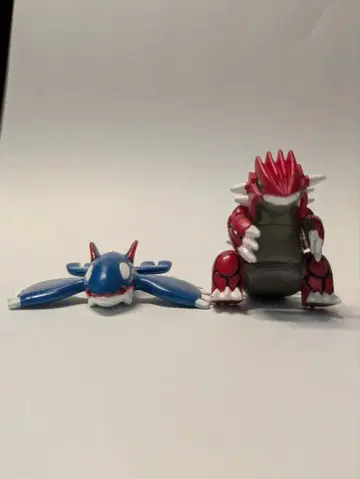 가이오가와 그란돈 피규어 세트