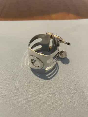 클라리넷 우드 스톤 총은 리가처