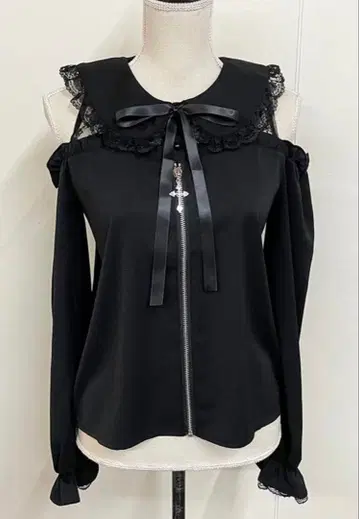 MA*RS 어깨 트임 크로스 ZIP 슬라이더 블라우스 - 블랙