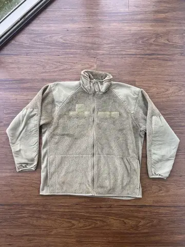 미군 방출품 ECWCS LEVEL 3 플리스 코요테