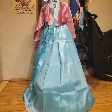 전통적인 한국의 한복 드레스 M 사이즈