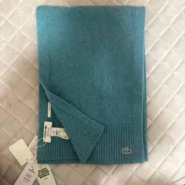 LACOSTE 파란색 머플러
